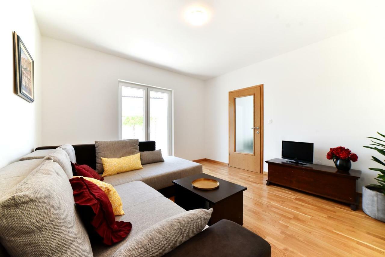 Apartman Hertz イモツキ エクステリア 写真